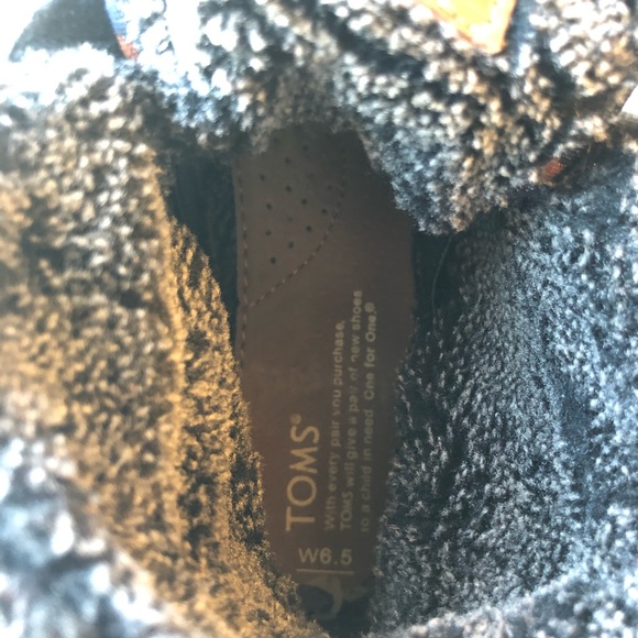 Toms Women’s High Top Ankle Shoes Fleece Lined Blue Pink Leopard Print - Picture 16 of 16